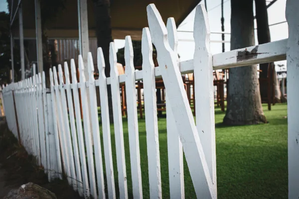 Common Signs Your Fence Needs Professional Repair Columbia, SC